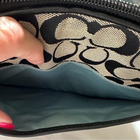 Black  & Beige Signature COACH Tablet Ipad Case Sleeve 11” X 8.75” NWOT - Picture 4 of 5